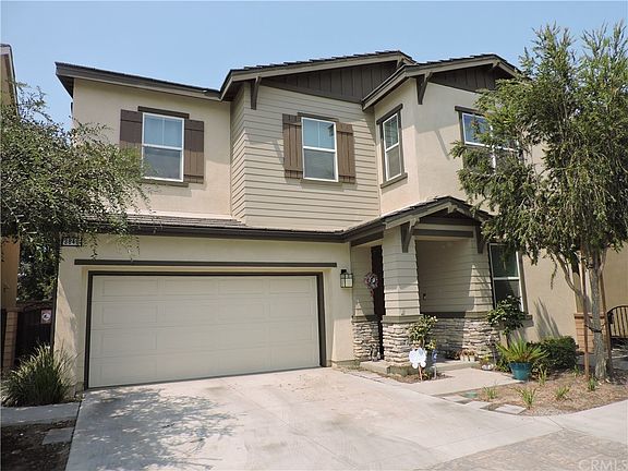 3rd image of 3846 S Silver Oak Way