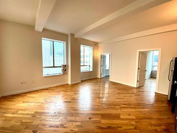2nd image of 29-28 41st Ave #506