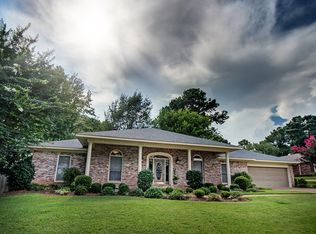 1021 Northshore Village Dr, Brandon, MS 39047