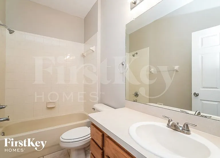 11737 Summer Springs Dr — Photo 14