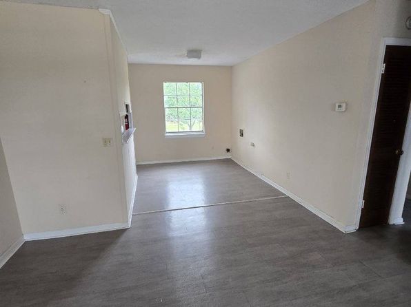 196 Industrial Dr #1C