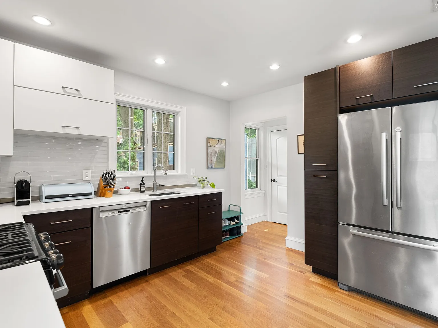 3 bed, 1644 sqft, $4,995 — Photo 3
