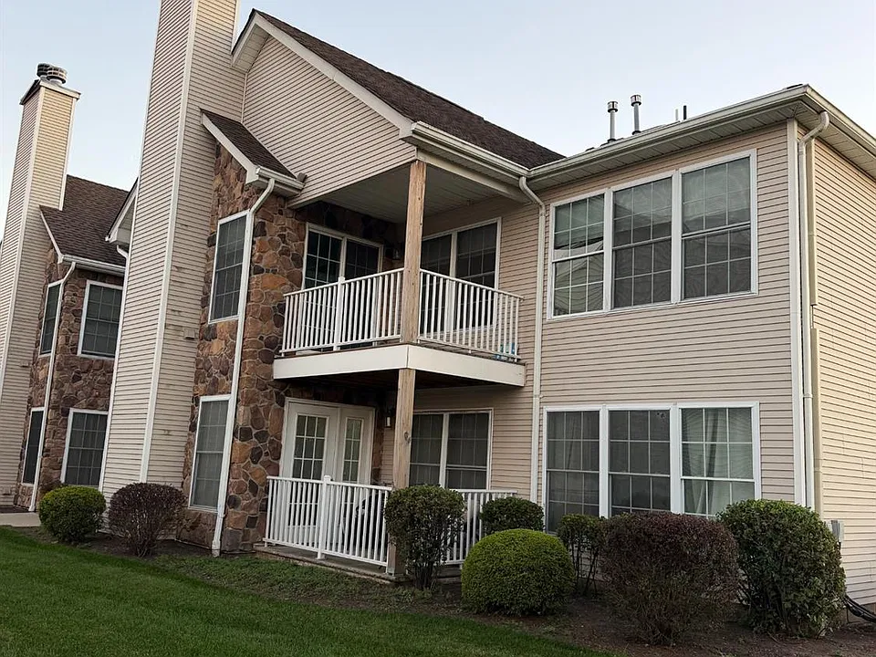 123 Chariot Ct