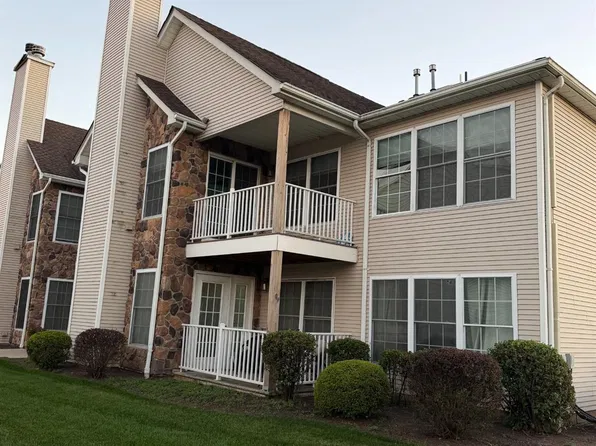 123 Chariot Ct, Piscataway, NJ 08854