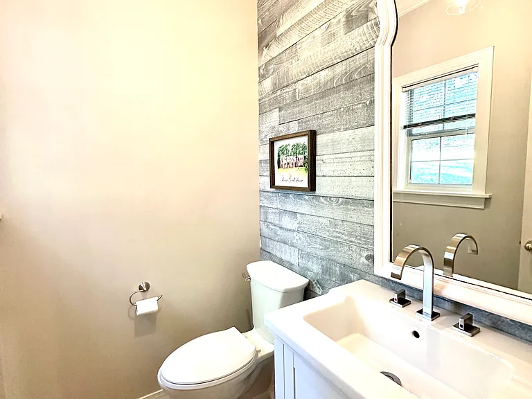 114 Ethan Cv — Photo 7