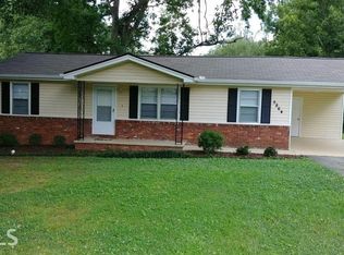 5864 Whispering Pines Rd SW, Mableton, GA 30126