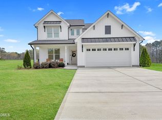 3936 Kemet Dr, Zebulon, NC 27597