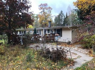 N5752 State Highway 180, Marinette, WI 54143