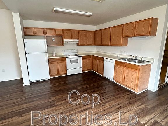 5th image of 15416 Kamary Ln