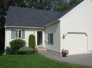 31 Chickadee Ln #31, Kennebunk, ME 04043
