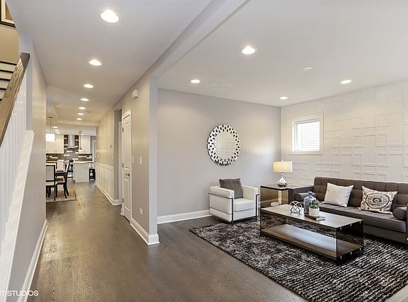 5th image of 5113 W Ainslie St