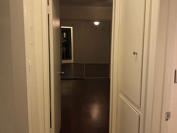 2nd image of 12329 Oxnard St APT 7