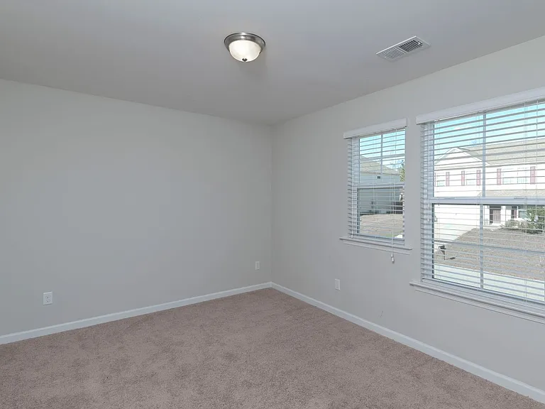 436 Riglaw Cir — Photo 25