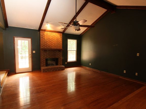 3rd image of 3371 N Broken Bow Dr