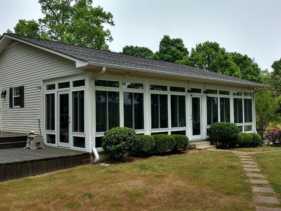 Front year round porch   