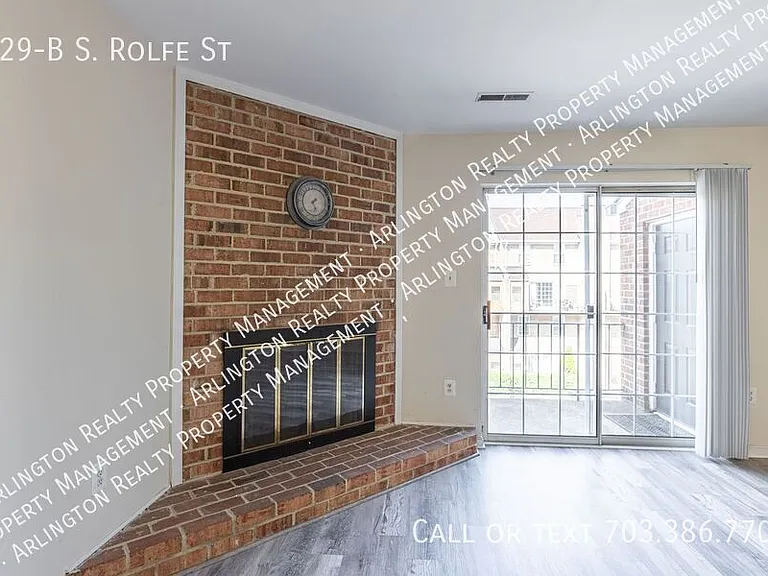 929 S Rolfe St #B — Photo 14