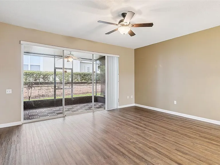 2561 Galliano Cir — Photo 18