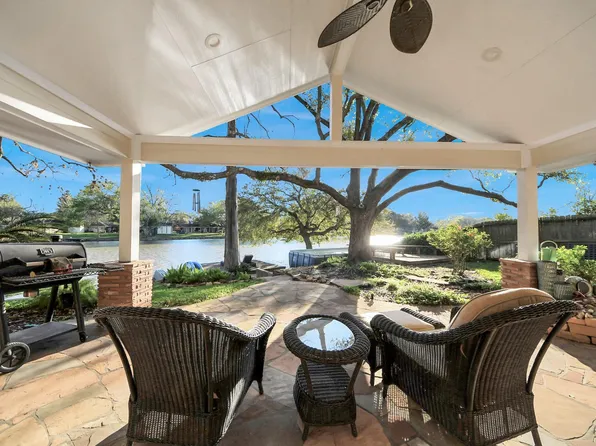 411 Venice St, Sugar Land, TX 77478