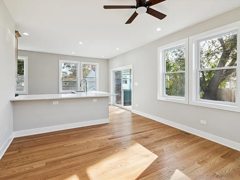 302 Hughes Ave — Photo 8