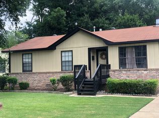 1565 Meadow Ln, Birmingham, AL 35228