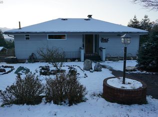 1597 N Irving St, Coquille, OR