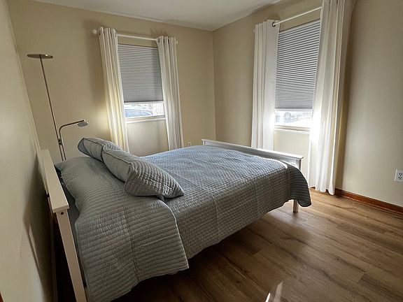3rd image of 512-514 S Otterbein Ave #512-514