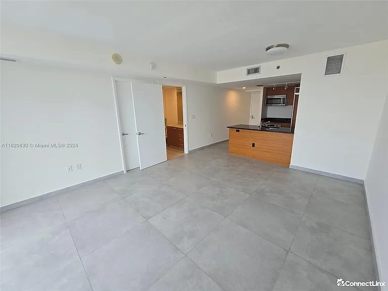 50 Biscayne Blvd #3307 — Photo 4