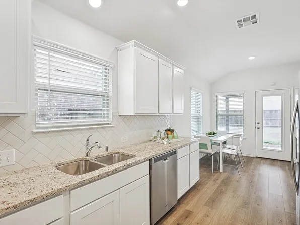 7505 Continental Dr, McKinney, TX 75071