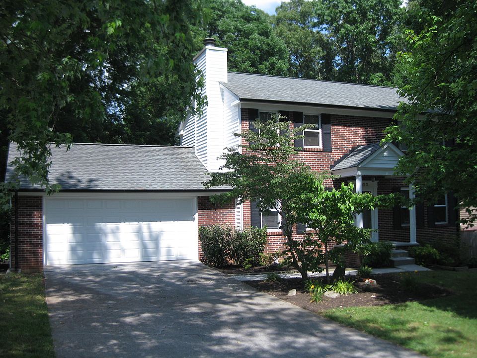 Traditional, 2 Story Home