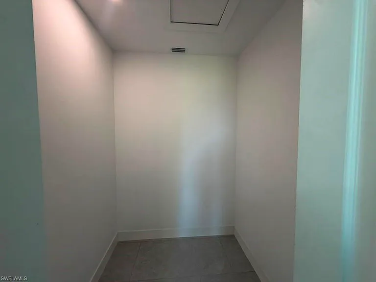 245 Pennfield St — Photo 42