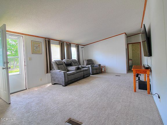 5th image of 423 Gallinule Drive SW