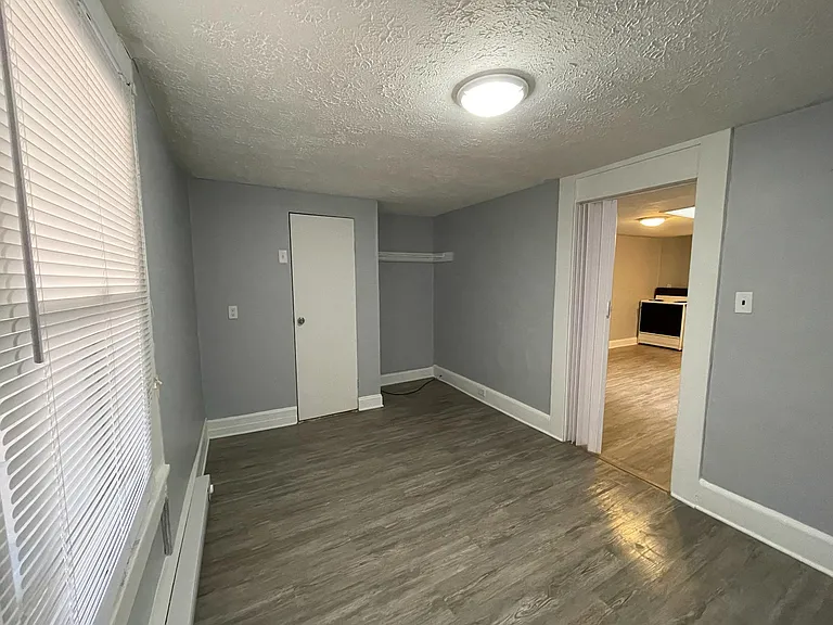 326 Main St #A — Photo 11