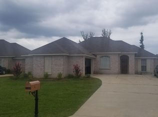 736 Sawgrass Lakes Dr, Brandon, MS 39042
