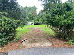 281 Hillside Dr, Winder, GA 30680