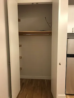 Rented by Metropolis Real Estate of Manhattan | media 18