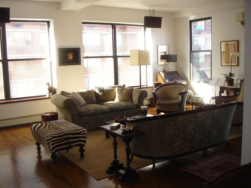 1st image of 223 W 19th St Floor 6