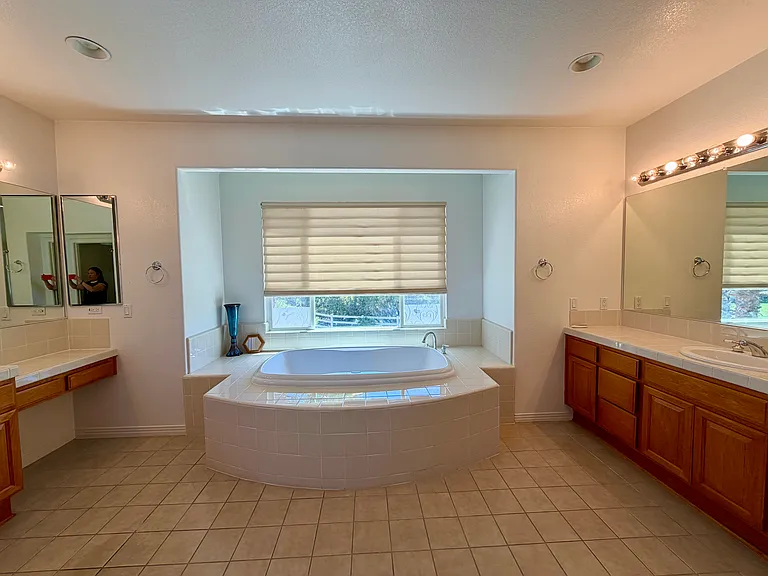 43130 Calle Camellia — Photo 21