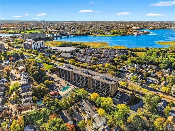 185 Quincy Shore Dr #24, Quincy, MA 02171