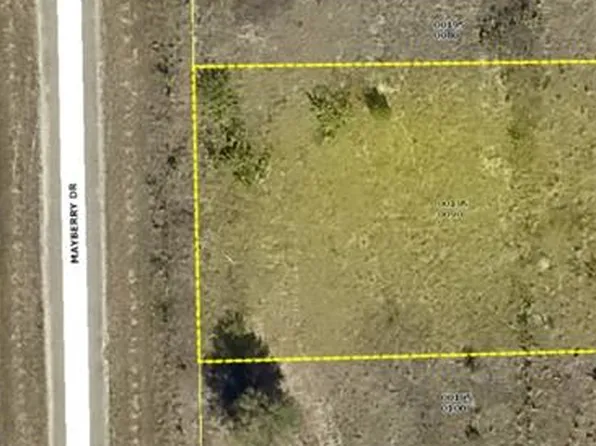 1884 Mayberry Dr, Lehigh Acres, FL 33972