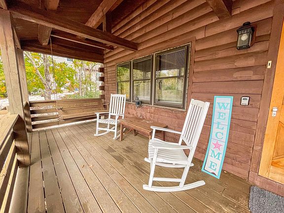 4th image of 17 Fernwood Rd