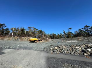 84 Shore Pine Dr, Ucluelet, BC V0R3A0