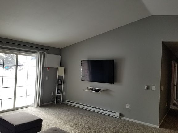 2nd image of 384 Minz Park Cir APT 4