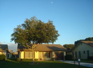 3158 Silver Buttonwood Dr, Greenacres, FL 33463