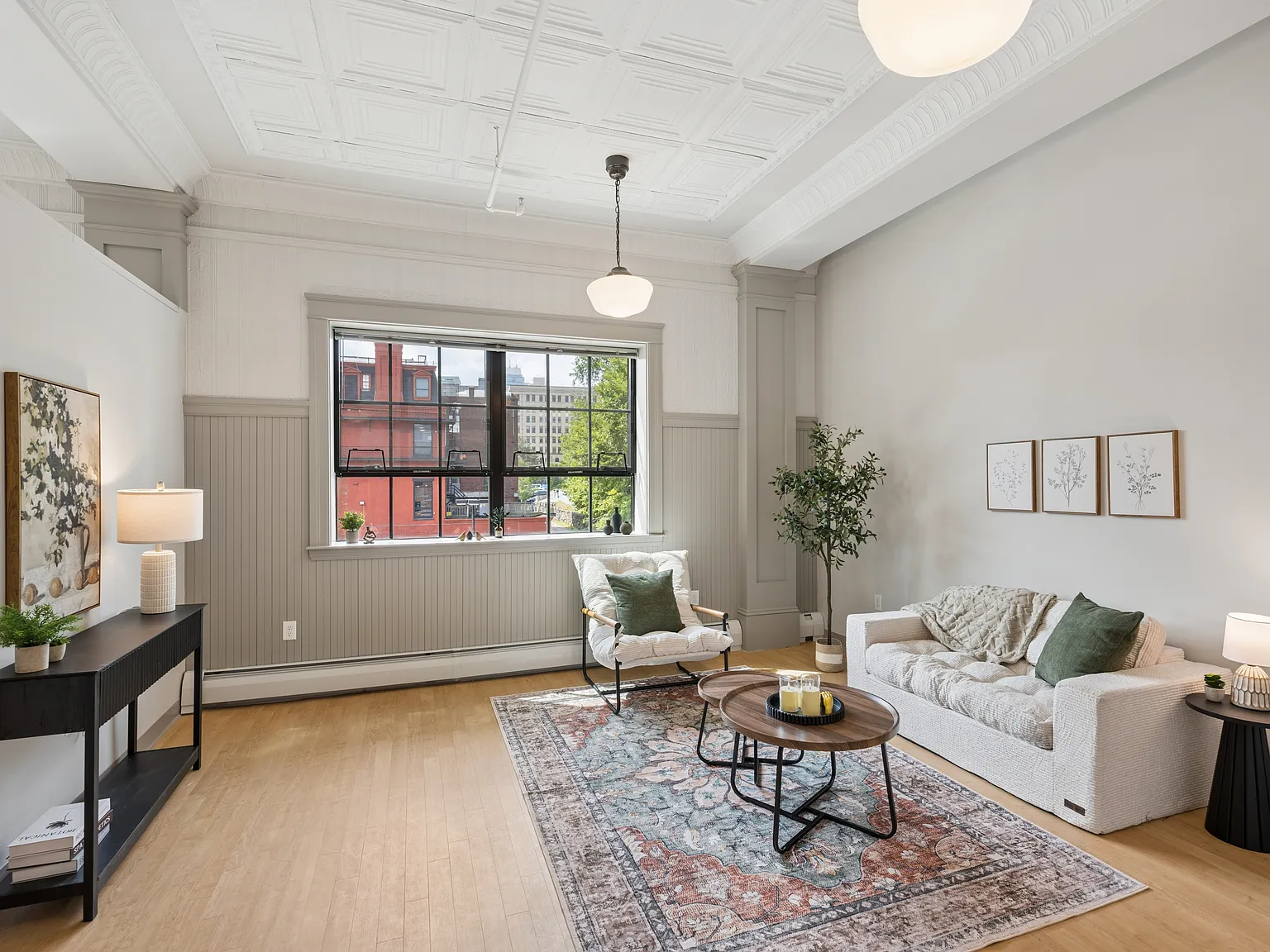 1 bed, 682 sqft, $1,950 — Photo 3