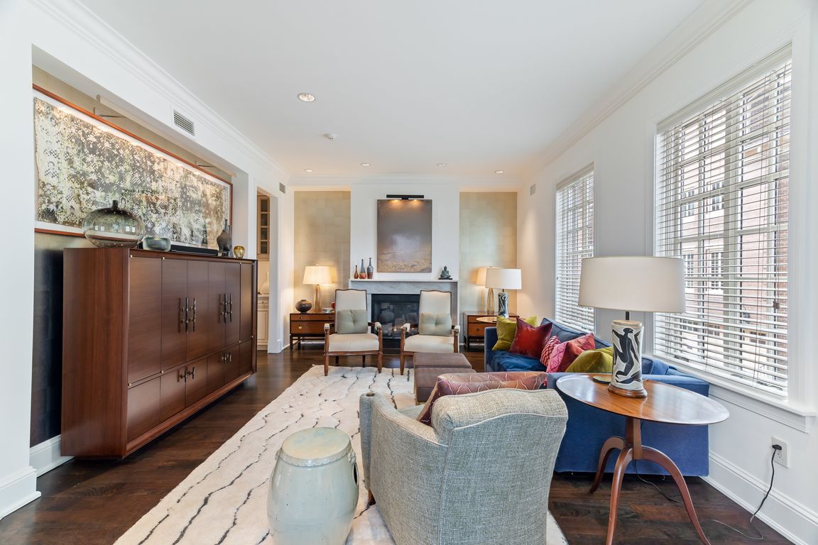 05-Living Room