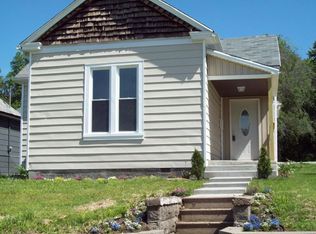 1905 Pacific St, Saint Joseph, MO 64503
