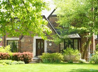 2408 Pemberton Dr, Toledo, OH 43606