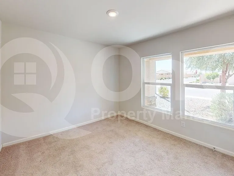 2064 E Velvet Pl — Photo 15