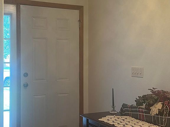 2nd image of 2167 Star Ave S