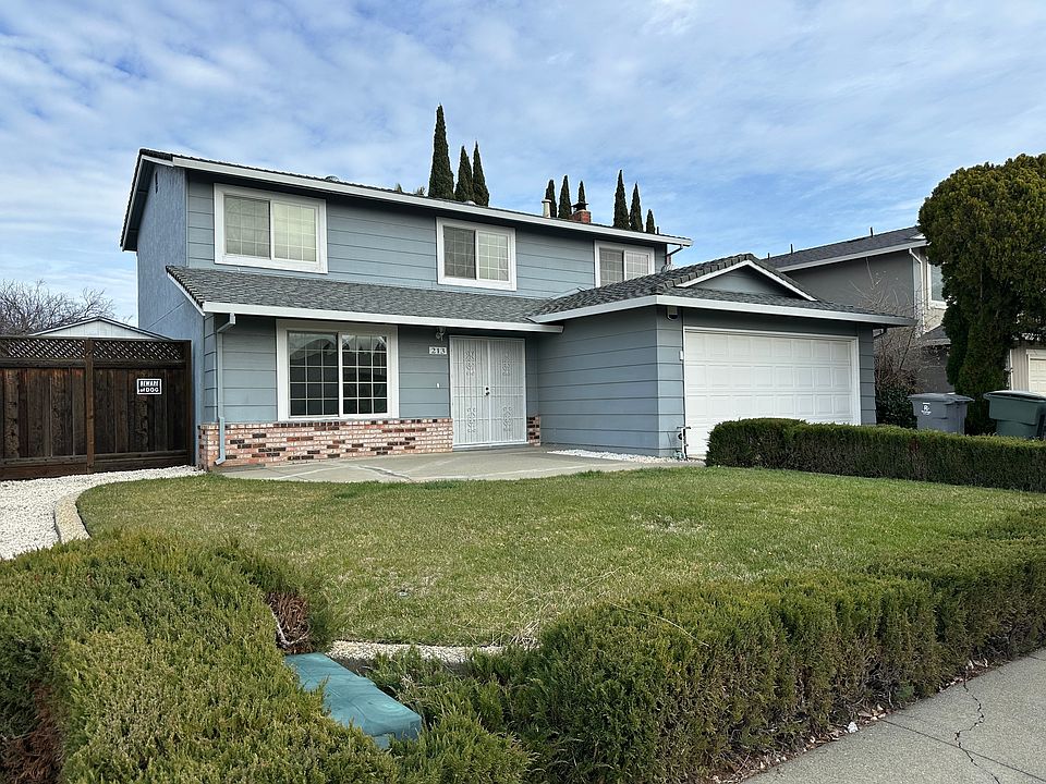 1st image of 213 Gentry Cir